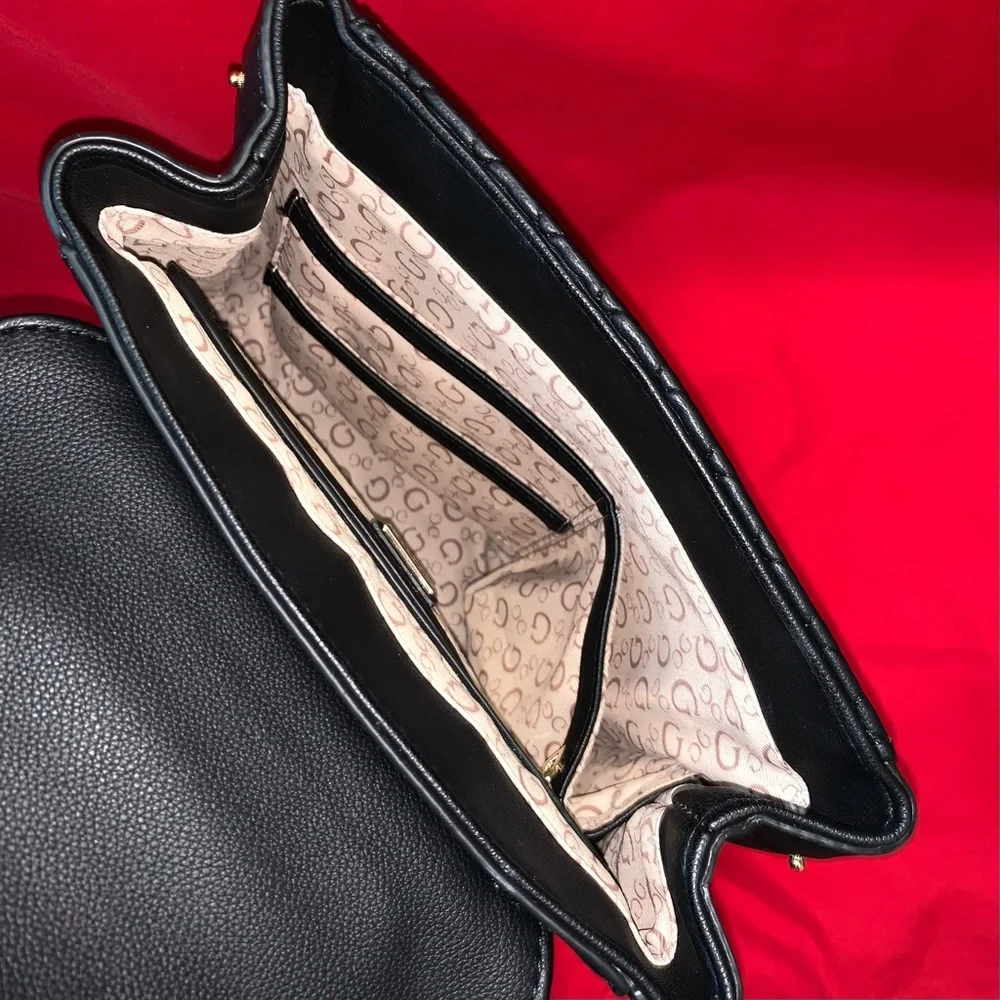 GUESS Quilted Backpack with convertible straps. - Picture 3 of 6